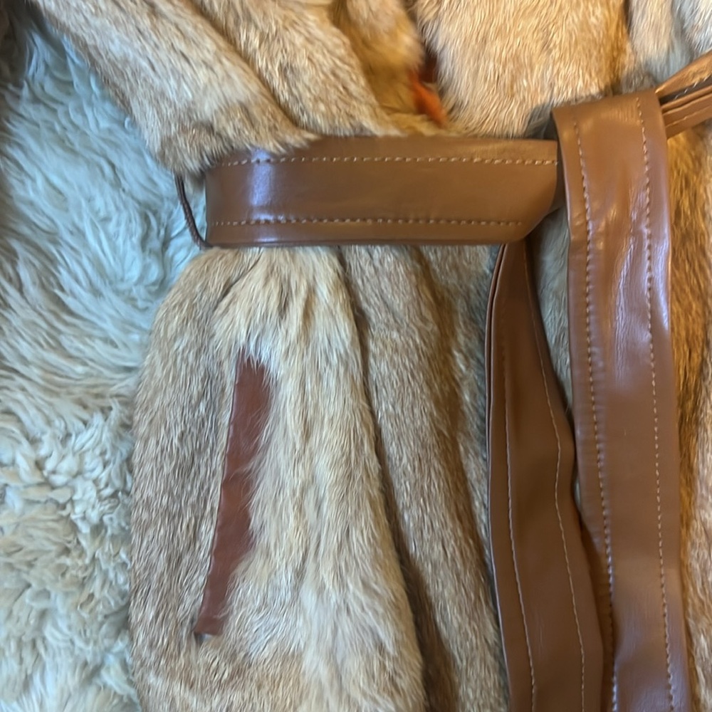 Women's full length Real Fur Coat - Beige brown - Picture 5 of 7
